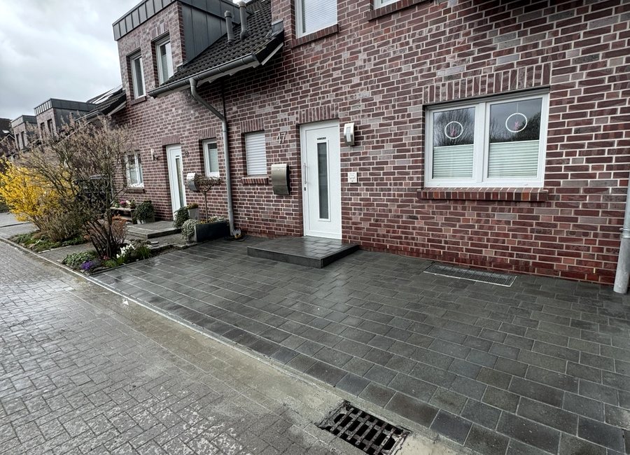 Vorher Nachher Projekt Gartenbau Münster Fernandes und Lopes