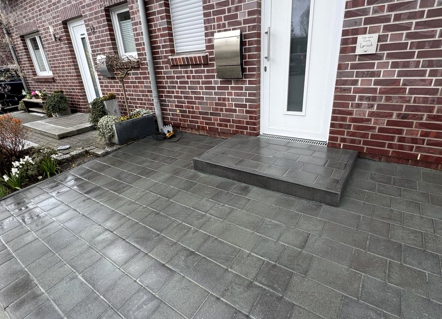 Vorher Nachher Projekt Gartenbau Münster Fernandes und Lopes